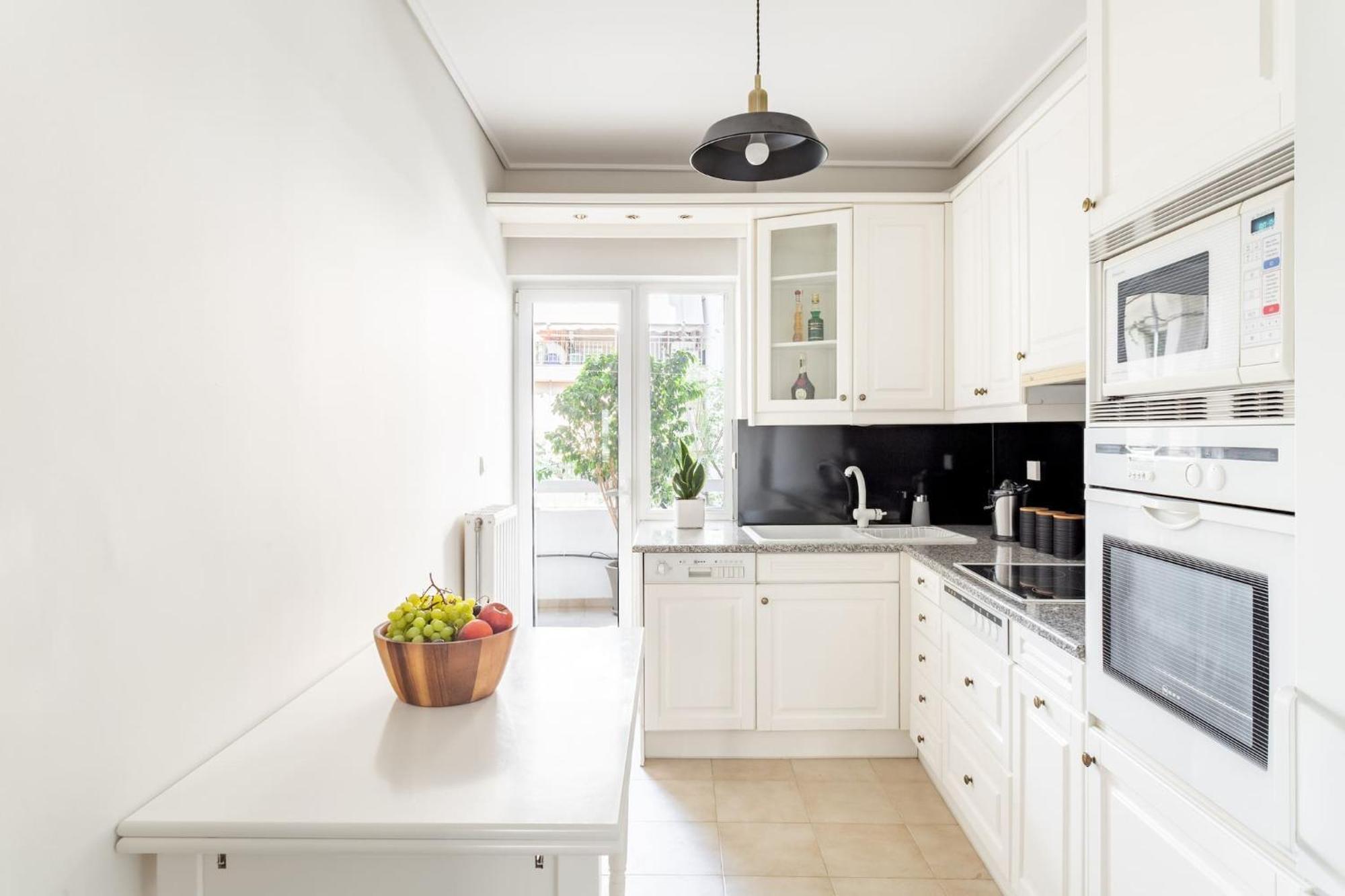 Fresh Detailed Stylish Apartment At Acropolis Ateny Zewnętrze zdjęcie